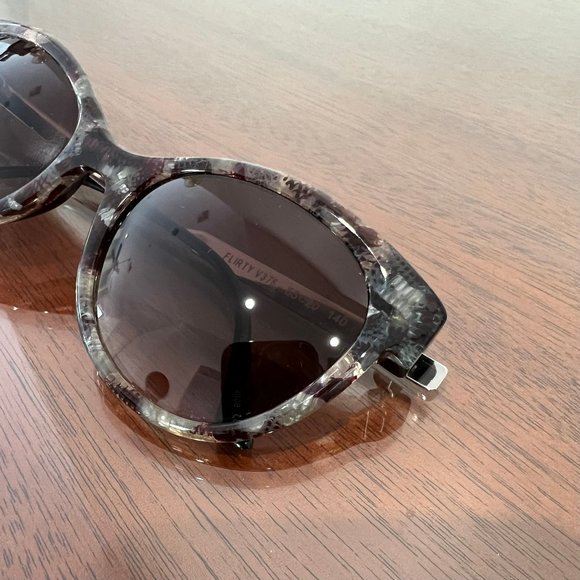 NIB Thierry Lasry Flirty Sunglasses main image 13